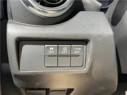 Photo 47 Mazda Mx-5 Gén. III Ph1 Evo Sélection 2