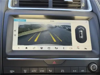 Photo 110 Jaguar E-Pace Gén. I Ph1 R-Dynamic 5