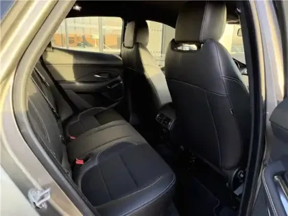 Photo 47 Jaguar E-Pace Gén. I Ph1 R-Dynamic 5