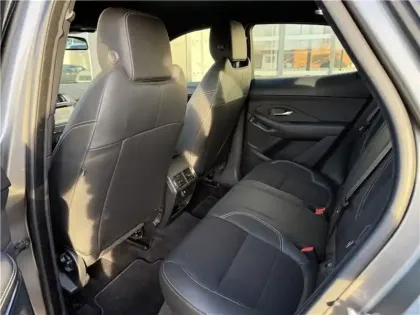 Photo 82 Jaguar E-Pace Gén. I Ph1 R-Dynamic 5