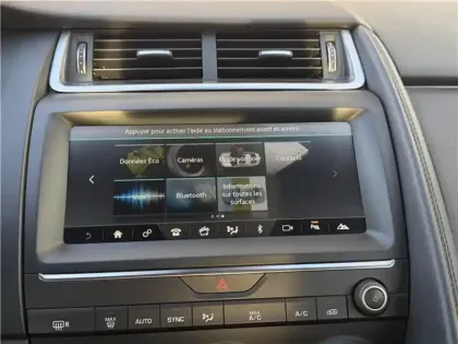 Photo 67 Jaguar E-Pace Gén. I Ph1 R-Dynamic 5