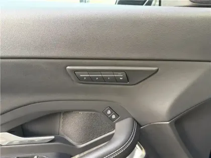 Photo 18 Jaguar E-Pace P300E CH PHEV AWD BVA