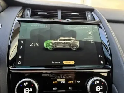 Photo 33 Jaguar E-Pace P300E CH PHEV AWD BVA