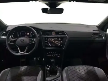 Photo 7 Volkswagen Tiguan 2.0 TDI 150ch DSG7 R-Line