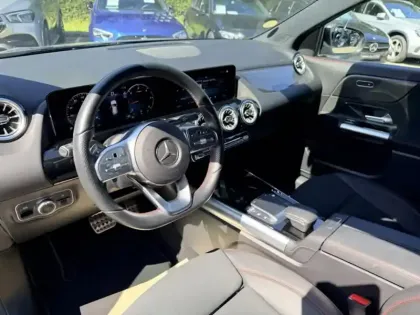 Photo 13 Mercedes GLA 200 d AMG Line