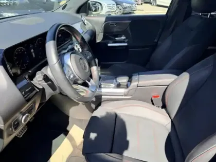 Photo 15 Mercedes GLA 200 d AMG Line