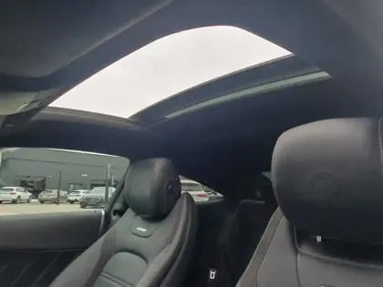 Photo 9 Mercedes Classe C Gén. IV (C205) Ph2 AMG 2