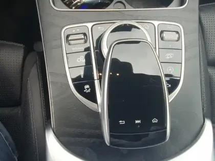 Photo 17 Mercedes Classe C Gén. IV (C205) Ph2 AMG 2