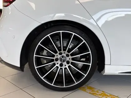 Photo 17 Mercedes Classe A 35 AMG 2.0 306 4MATIC 