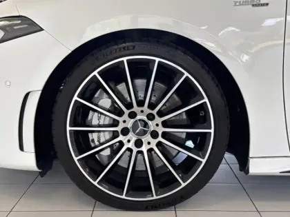 Photo 11 Mercedes Classe A 35 AMG 2.0 306 4MATIC 