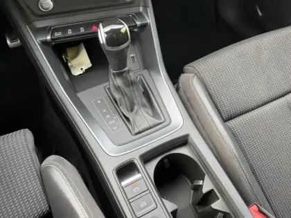 Photo 23 Audi Q3 35 TFSI 1.5 150 S line S-troni