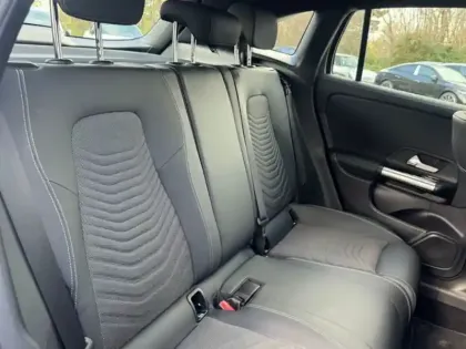 Photo 12 Mercedes GLA 180 d Business Line