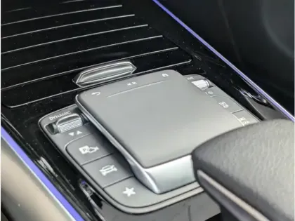 Photo 20 Mercedes EQA Gén. I (H243) Ph1 AMG Line 5