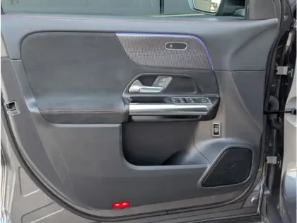 Photo 17 Mercedes EQA Gén. I (H243) Ph1 AMG Line 5