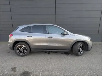 Photo 5 Mercedes EQA Gén. I (H243) Ph1 AMG Line 5