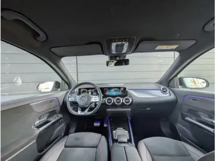 Photo 10 Mercedes EQA Gén. I (H243) Ph1 AMG Line 5