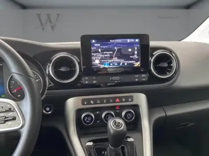 Photo 13 Mercedes CLA T 180 d PROGRESSIVE Standard