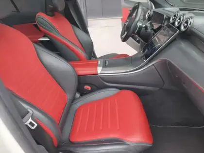 Photo 12 Mercedes Classe GLC GLC 220 d 4MATIC AMG Line