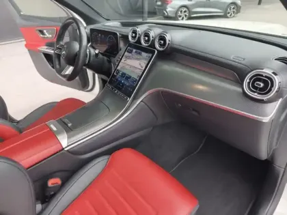 Photo 13 Mercedes Classe GLC GLC 220 d 4MATIC AMG Line