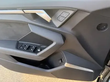 Photo 22 Audi A3 Gén. IV Ph1 S line 4