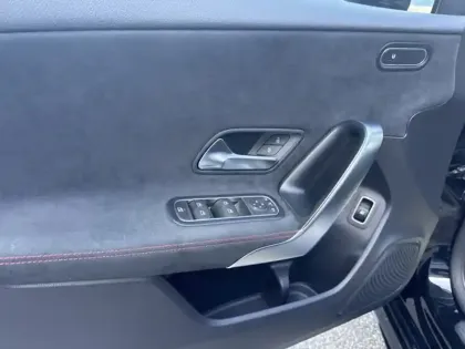 Photo 9 Mercedes Classe A 250 e Hybrid EQ AMG Line