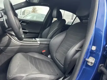 Photo 8 Mercedes Classe C  200 d Berline AMG Lin