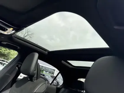 Photo 16 Mercedes Classe C  200 d Berline AMG Lin