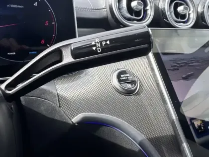 Photo 17 Mercedes Classe C  200 d Berline AMG Lin