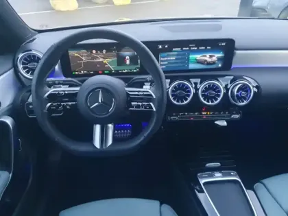 Photo 24 Mercedes Classe A Gén. IV (W177) Ph2 AMG Line 5