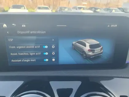 Photo 11 Mercedes Classe A 250 e Hybrid EQ AMG Line