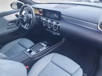 Photo 29 Mercedes Classe A Gén. IV (W177) Ph2 AMG Line 5