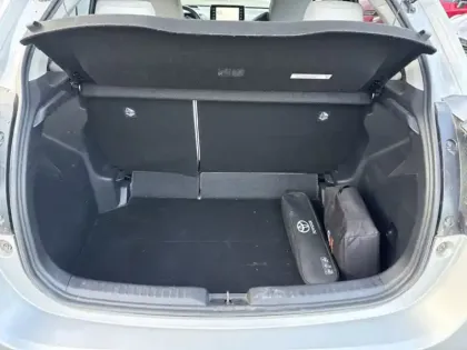 Photo 11 Toyota Yaris Hybride 116h Iconic 1.5 116 ch