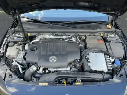 Photo 24 Mercedes Classe A 200 d Berline AMG Line