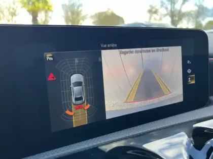 Photo 14 Mercedes Classe A 200 d Berline AMG Line