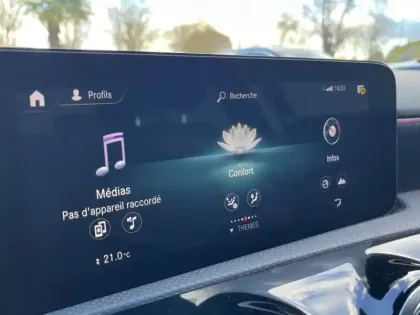 Photo 12 Mercedes Classe A 200 d Berline AMG Line