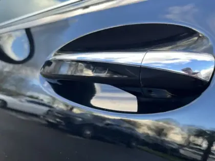 Photo 15 Mercedes Classe A 200 d Berline AMG Line