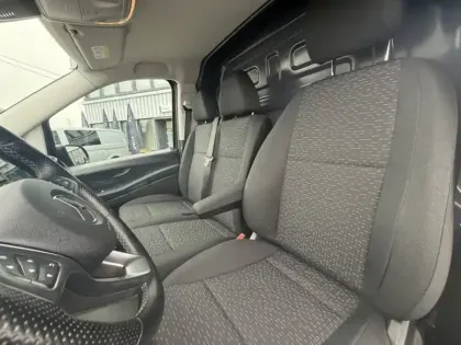 Photo 8 Mercedes Vito 114 CDI Fourgon Compact