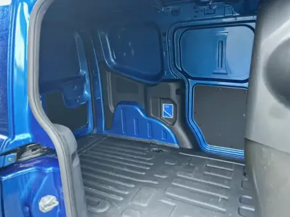 Photo 8 Ford Transit Courier Fourgonnette 1.5 EcoBlue 100ch Limited