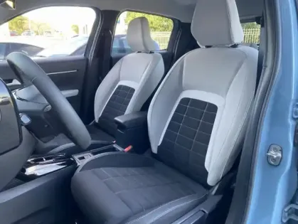 Photo 16 Citroën C3 Gén. IV Ph1 MAX 5