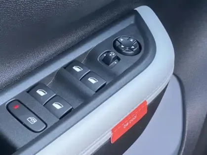 Photo 15 Citroën C3 Gén. IV Ph1 MAX 5