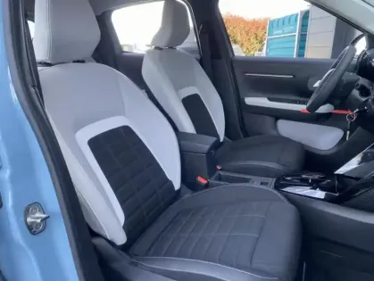 Photo 25 Citroën C3 Gén. IV Ph1 MAX 5