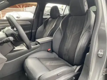 Photo 16 Peugeot 408 Gén. I Ph1 GT 5