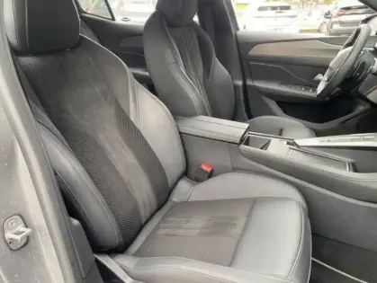 Photo 25 Peugeot 408 Gén. I Ph1 GT 5