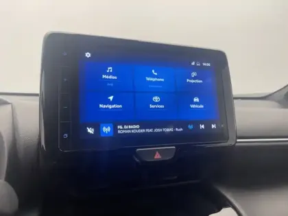 Photo 11 Toyota Yaris Hybride 1.5 116H DESIGN