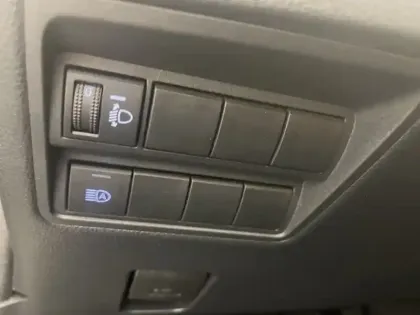 Photo 14 Toyota Yaris Hybride 1.5 116H DESIGN