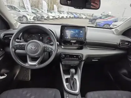 Photo 10 Toyota Yaris Hybride 116h Dynamic