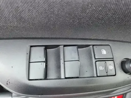 Photo 13 Toyota Yaris Hybride 116h Dynamic