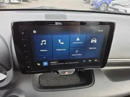 Photo 17 Toyota Yaris Hybride 116h Dynamic