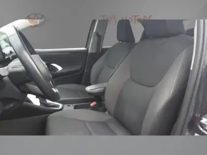 Photo 13 Toyota Yaris Hybride 116h Design PACK CONFORT