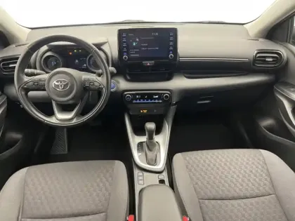 Photo 10 Toyota Yaris Hybride 116h Design